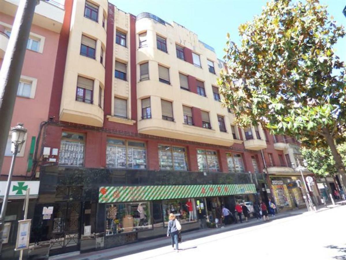 Piso Ponferrada Apartment Bagian luar foto
